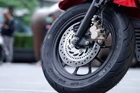 Scoopy Prestige White